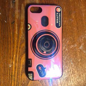 Cute phone case inclooding a atached pop socket